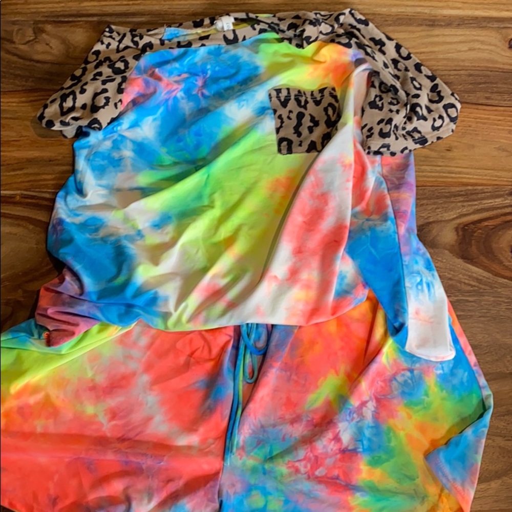 Tie dye short set with Leopard